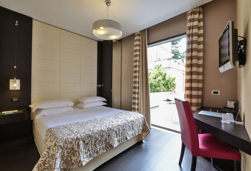 CineMusic Hotel  | Roma | Roma | Italia 1