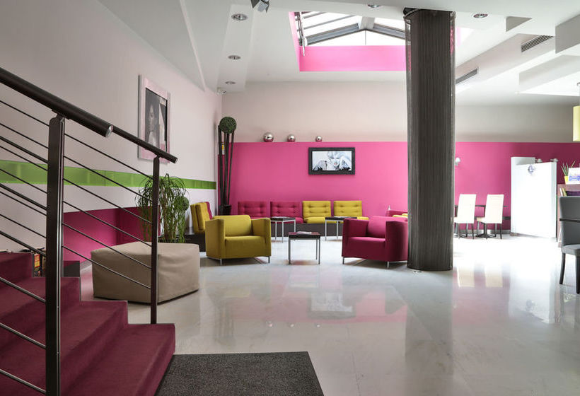 CineMusic Hotel  | Roma | Roma | Italia 7