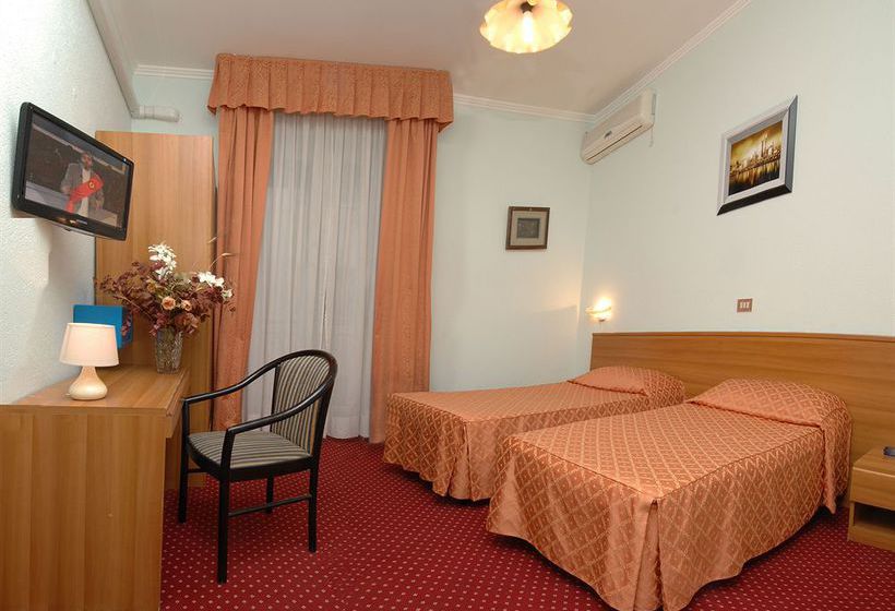 Hotel Sorriso  | Sanremo | Imperia | Italia 7