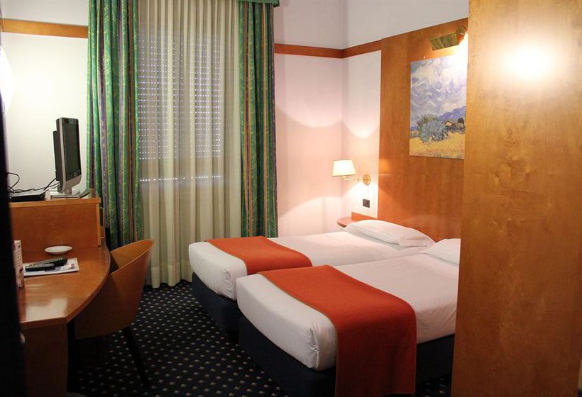 Hotel San Marco & Formula Club  | Ponte Taro | Parma | Italy 9