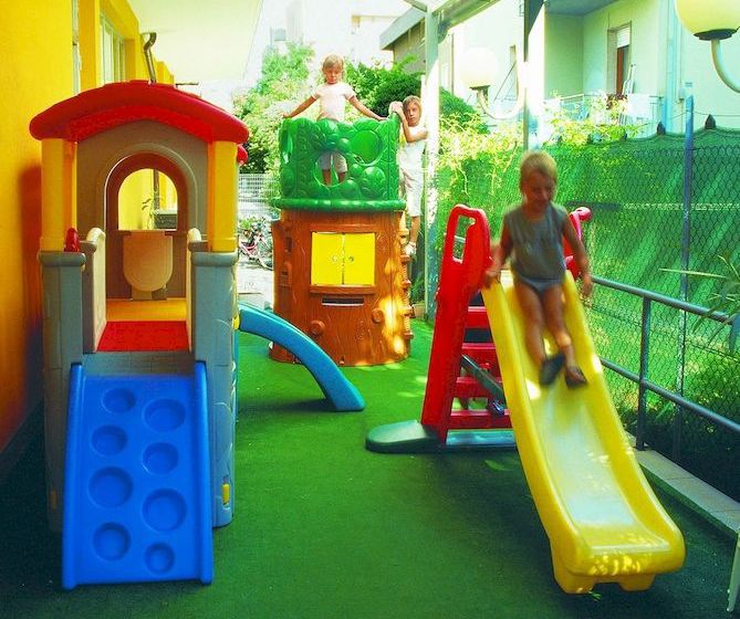 Hotel Capitol  | Pesaro | Pesaro e Urbino | Italia 12