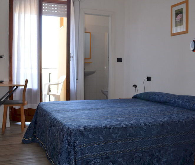 Hotel Capitol  | Pesaro | Pesaro e Urbino | Italia 17