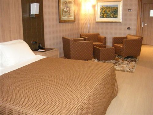 Thotel Lamezia  | Lamezia Terme | Catanzaro | Italia 10