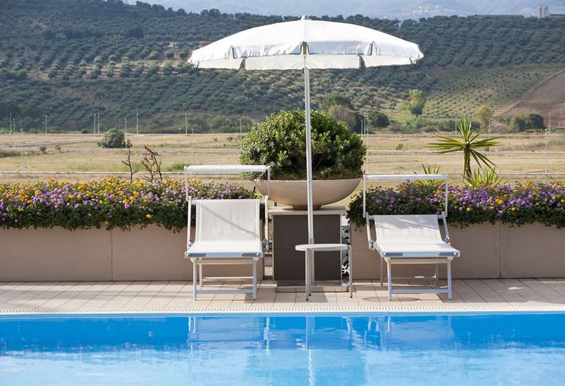 Thotel Lamezia  | Lamezia Terme | Catanzaro | Italia 7