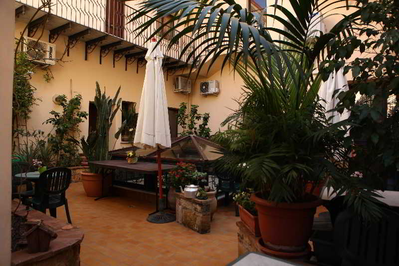 Bed and Breakfast Bed&Breakfast Palermo Art Lincoln  | Palermo | Palermo | Italy 15
