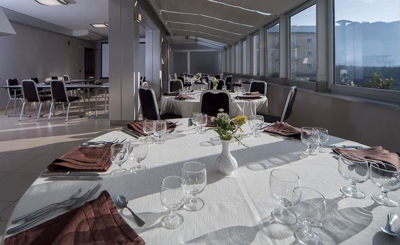 Suites & Residence Hotel  | Napoli | Napoli | Italia 12