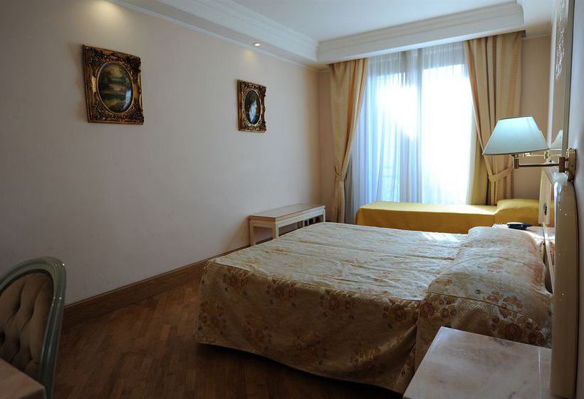 Hotel Domus Caesari  | Marino | Roma | Italia 15