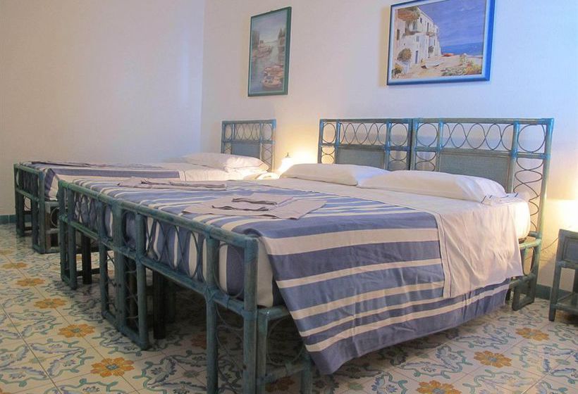 Hotel Phenicusa  | Isola Filicudi | Messina | Italia 10