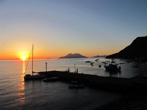 Hotel Phenicusa  | Isola Filicudi | Messina | Italia 12