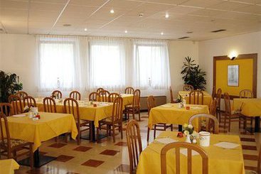 Hotel Everest  | Arco | Trento | Itália 10