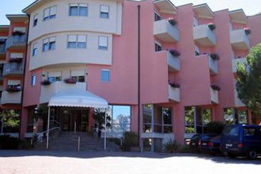 Hotel Everest  | Arco | Trento | Itália 16