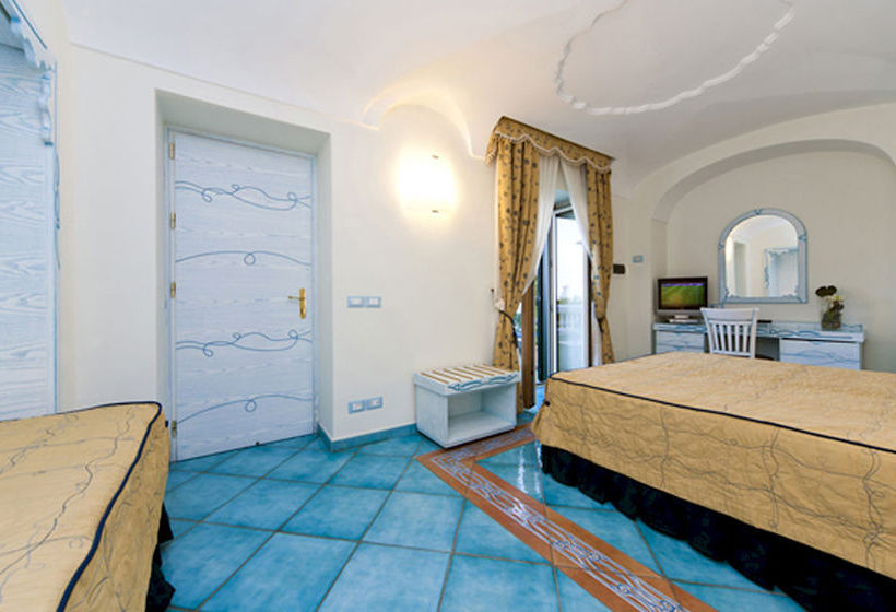 Hotel Bellevue  | Ischia Porto | Napoli | Italia 11