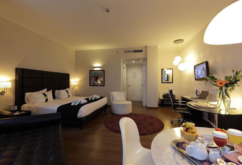 Hotel Holiday Inn Genoa City