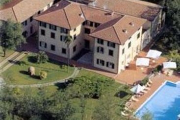 Cavalieri Del Mar Marina di Massa