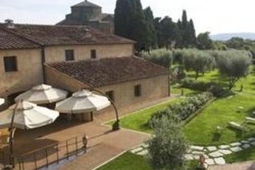 Sovana Hotel & Resort