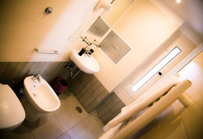 Hotel Romantica Rooms  | Roma | Roma | Italia 3