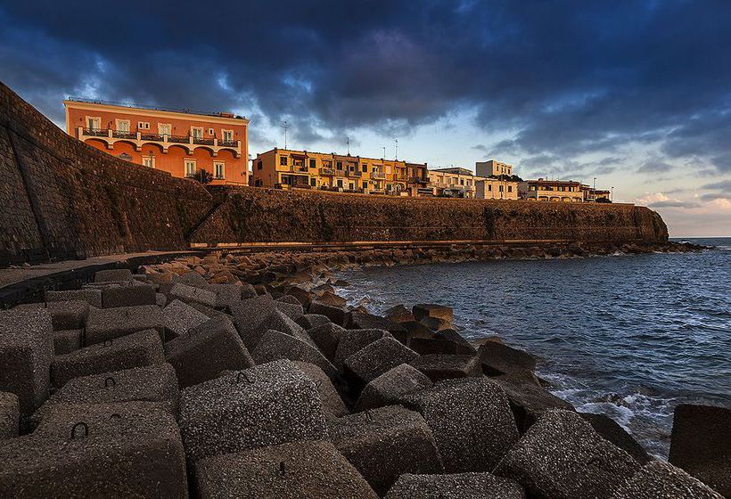Hotel Nettuno De Charme