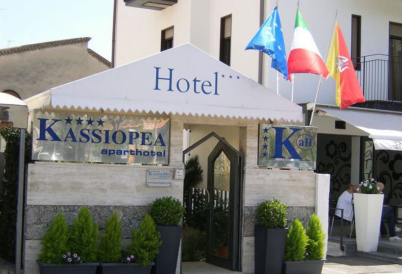 Kassiopea Aparthotel Giardini Naxos