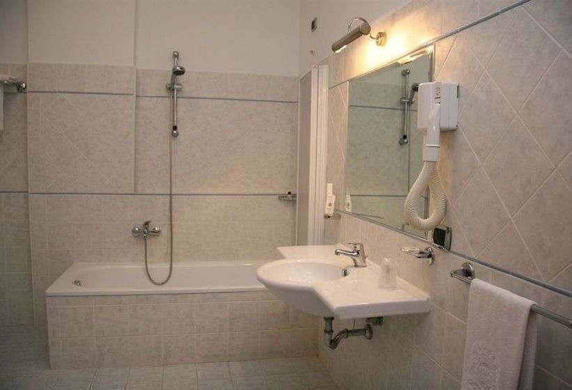 Hotel Bel Sito Le Due Torri  | Manocalzati | Avellino | Italia 3