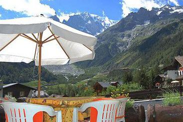 Hotel Aigle  | Courmayeur | Aosta | Italia 1