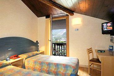 Hotel Aigle  | Courmayeur | Aosta | Italia 3