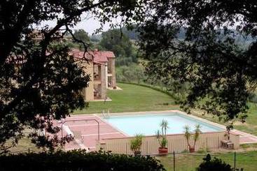 Il Borgo Di Villa Bossi Pucci  | Montespertoli | Florence | Italy