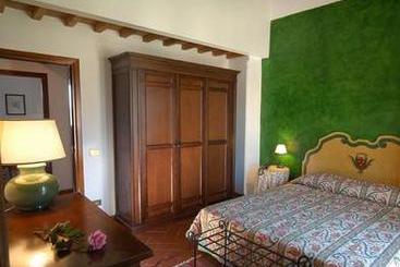 Il Borgo Di Villa Bossi Pucci  | Montespertoli | Florence | Italy 8