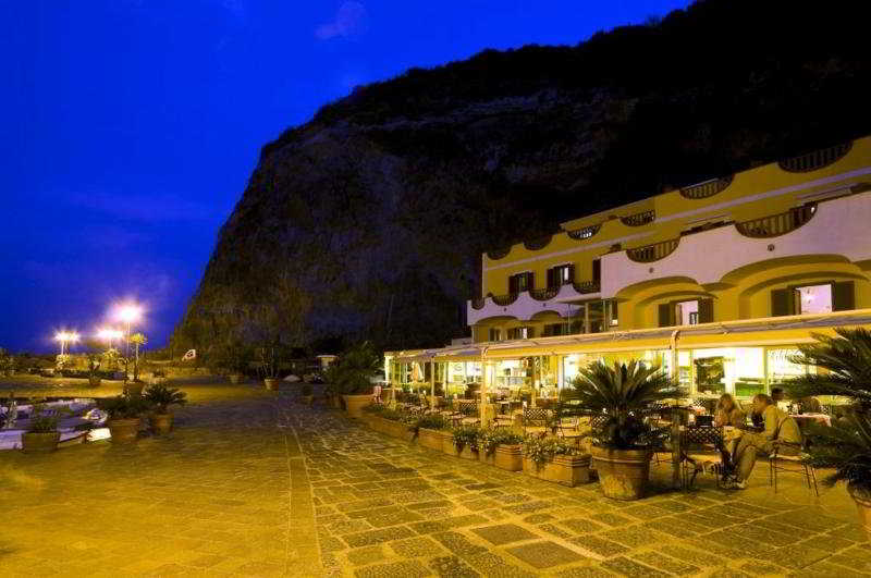 Hotel Conte  | San Angelo de Ischia | Napoli | Italia 16