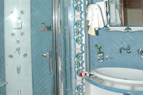 Strand Hotel Delfini  | Ischia | Napoli | Italia 20