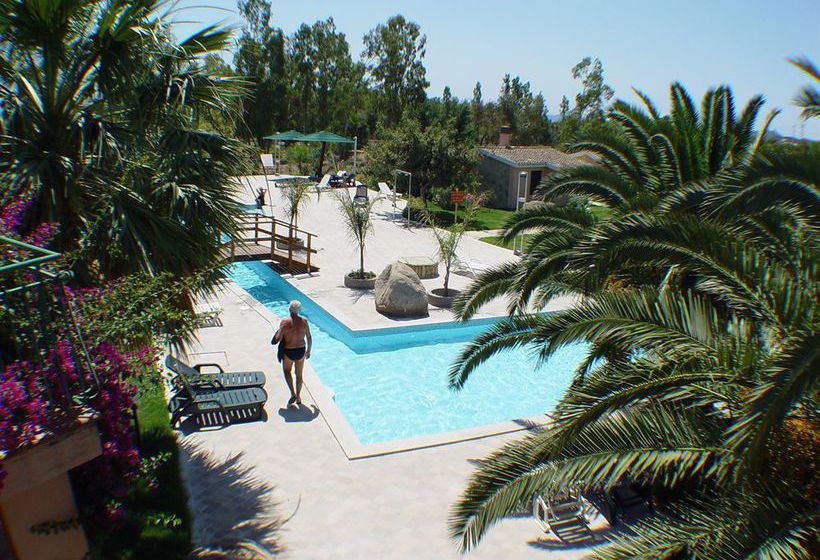 Hotel Green Village Resort