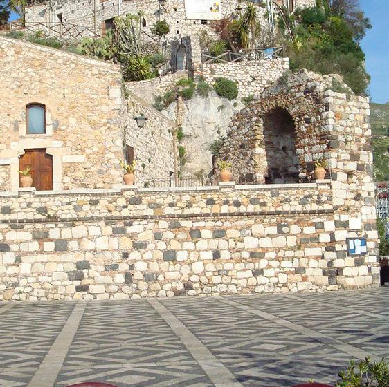 Hotel Villa Regina Mesina