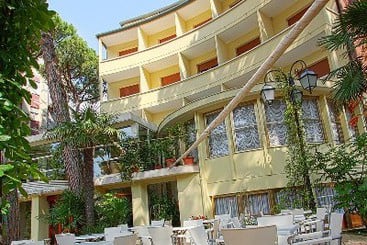 Hotel Luxor  | Milano Marittima | Ravenna | Italia 1