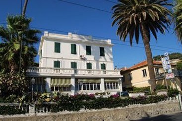 Hotel Villa La Brise  | Sanremo | Imperia | Italia 7