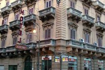 Hotel Moderno