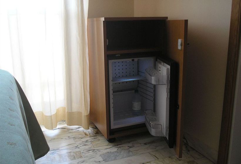 Hotel Continental  | Fano | Pesaro e Urbino | Italia 8