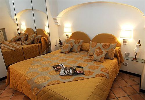 Hotel Weekend A Napoli  | Napoli | Napoli | Italia 1