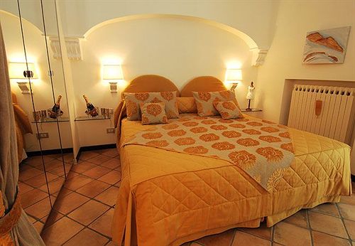 Hotel Weekend A Napoli  | Napoli | Napoli | Italia 4