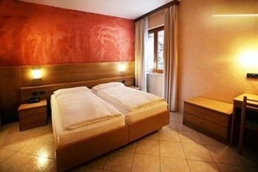 Ambienthotel Primaluna  | Malcesine | Verona | Italia 11