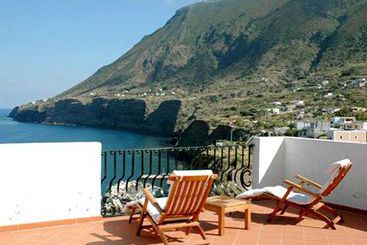 Hotel Punta Scario  | Malfa-Isola di Salina | Messina | Italia 8