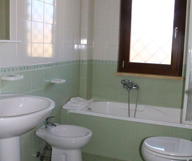 Hotel La Maison Jolie  | Fiumicino | Roma | Italia 9