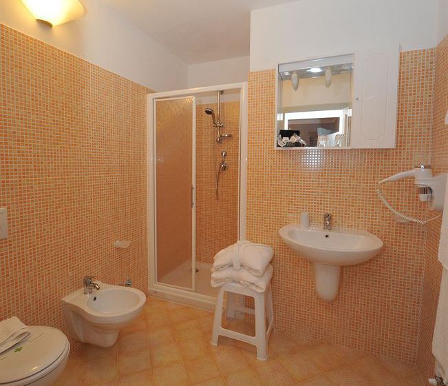 Hotel Villa Dei Fiori  | Pistoia | Pistoia | Italia 2