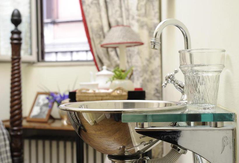 Locanda Casa Howard Guest House Rome (Capo Le Case)  | Firenze | Florence | Italia 11