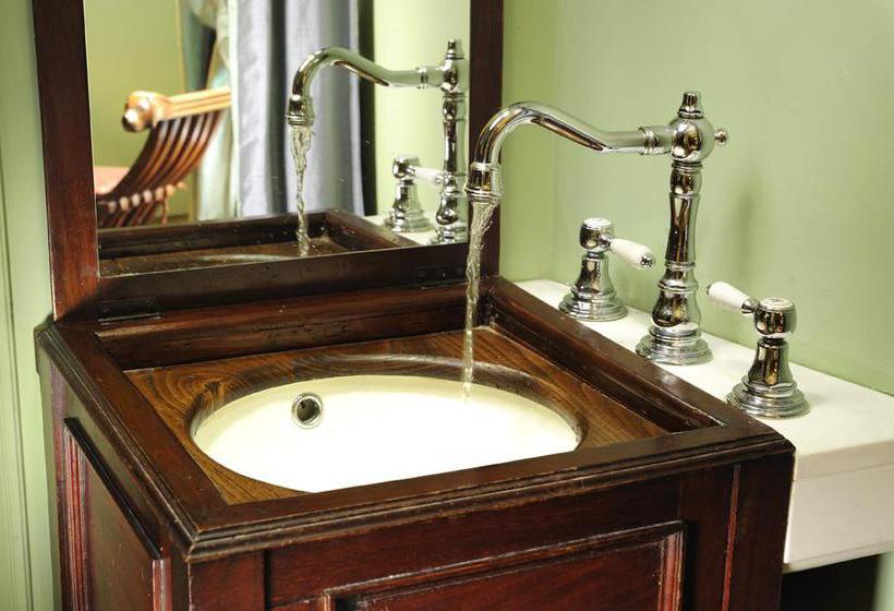 Locanda Casa Howard Guest House Rome (Capo Le Case)  | Firenze | Florence | Italia 6