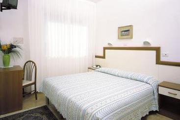 Hotel Bolivar Lido di Jesolo Venecia
