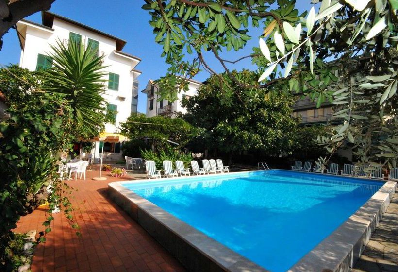 Hotel Residence Rta Cristal  | Pietra Ligure | Savona | Italia 1