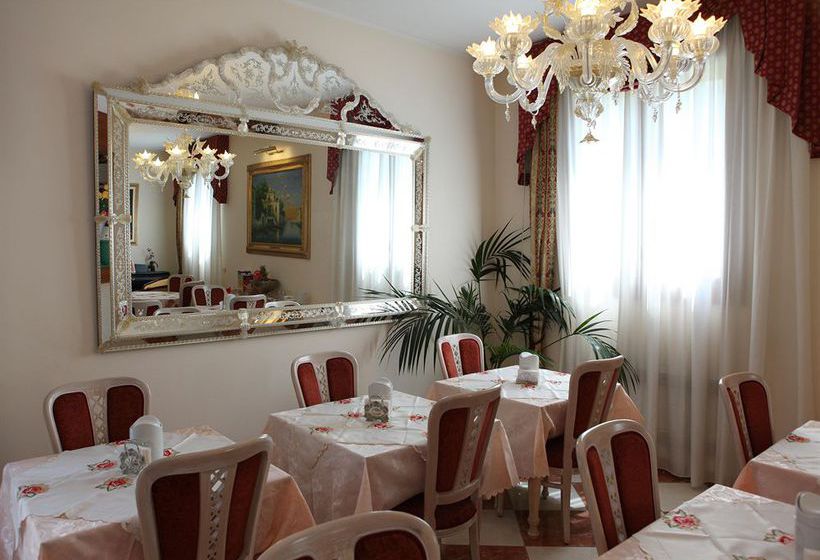 Nice Hotel  | Marghera | Venedig | Italien 1