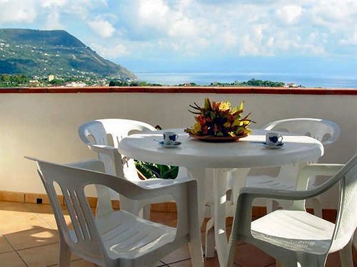 Residence Hotel La Taverna  | Capo Vaticano | Vibo Valentia | Italia 1