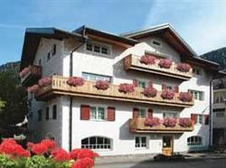 Hotel Nes Crepes Pozza di Fassa