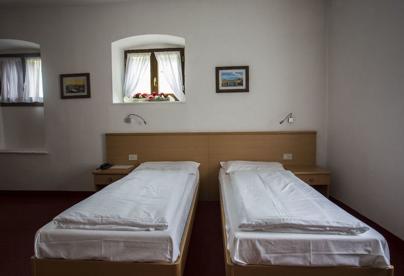 Hotel Albergo Piaz