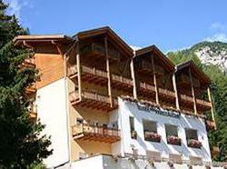 Hotel Stella Montis Campitello di Fassa Trento